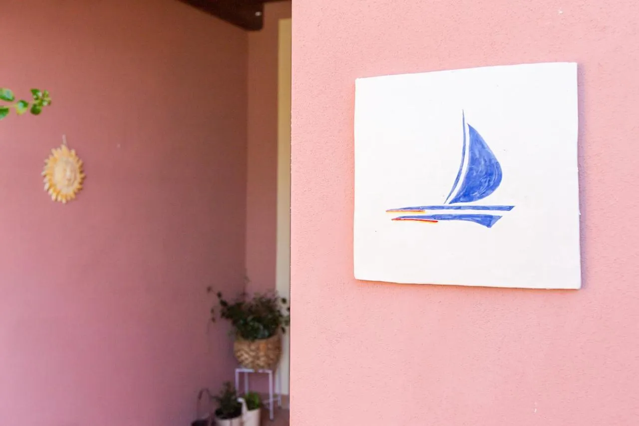 Oda ve Kahvaltı B&B La Vela Chia