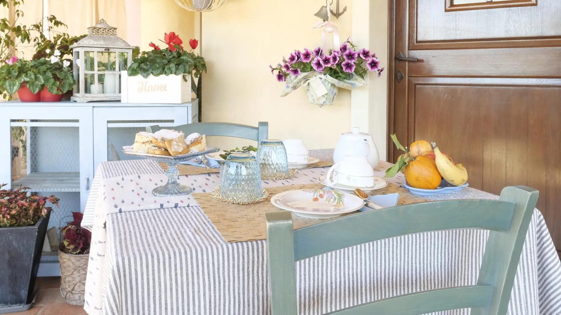 B&B La Vela Chia 0*,  İtalya